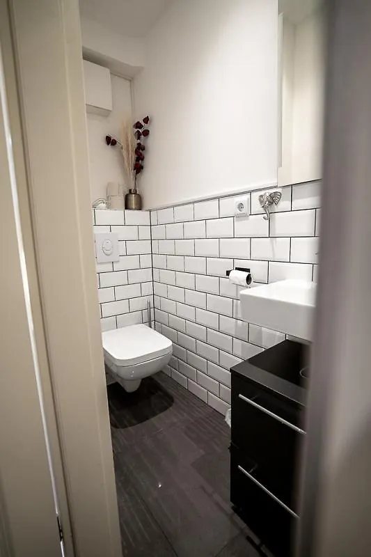 Boxi Jungle House - Unique In Friedrichshain - 3Br Berlín 0*,  Alemania