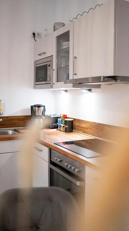 Boxi Jungle House - Unique In Friedrichshain - 3Br Berlin 0*,  Almanya